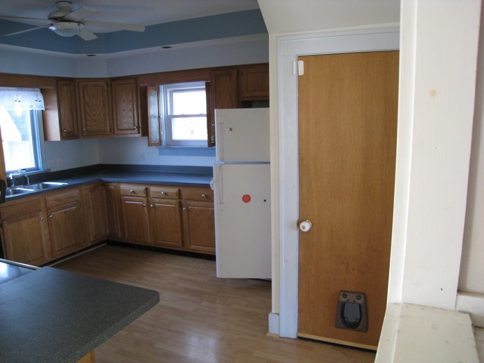 Kitchen, empty on move-in day.