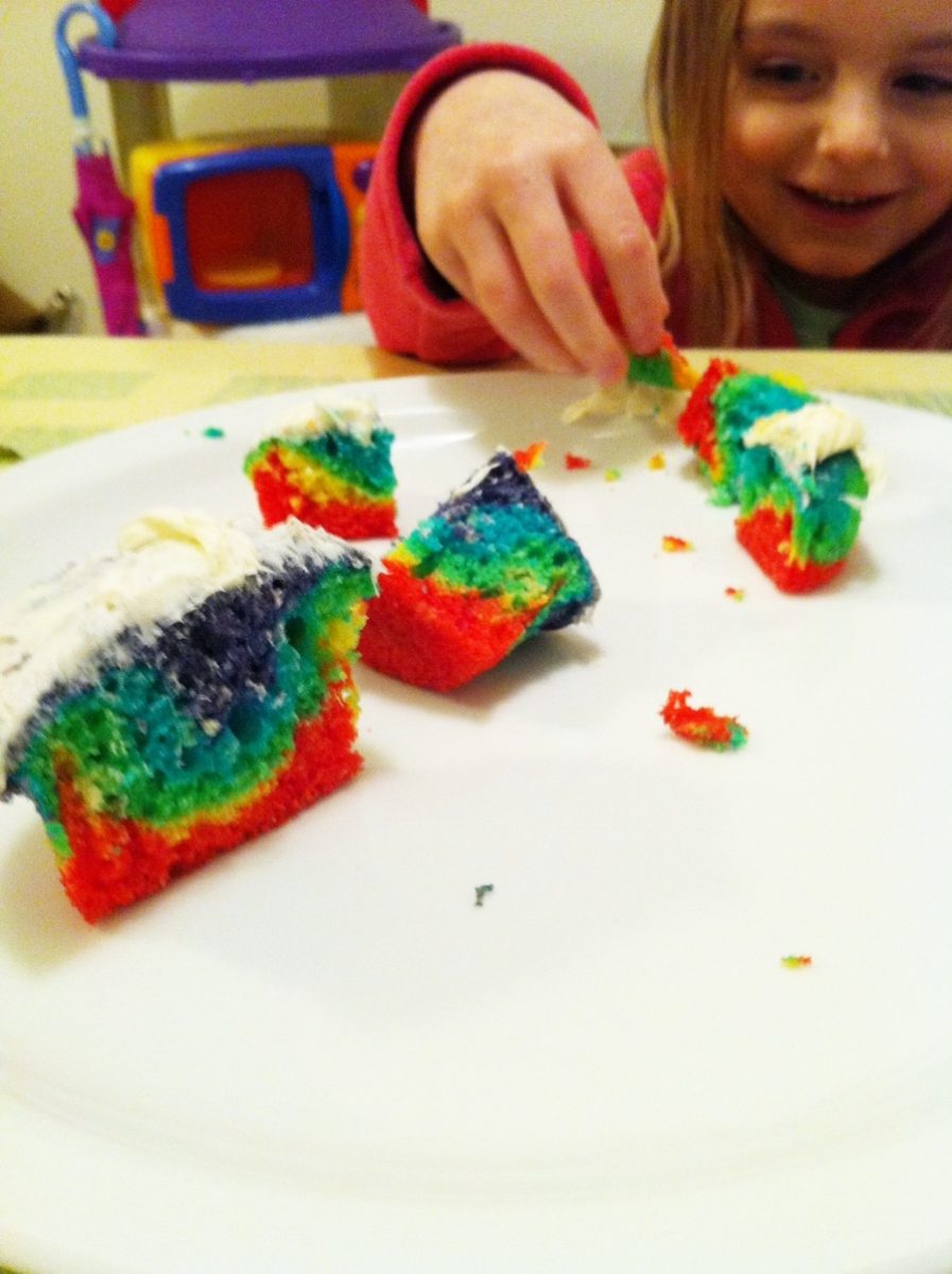 Rainbow cupcakes