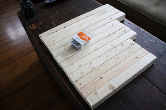 Pre-cut 2x2 boards for assembling one ottoman. Remember, I'm doing 3. I used six 8' boards all together. 