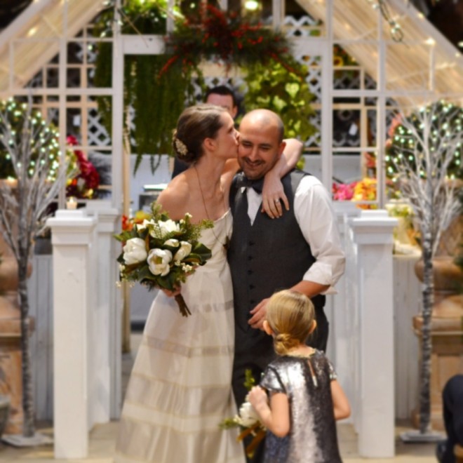Love that DIY bouquet, love that man.