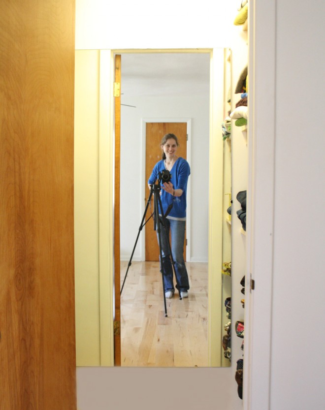 How to install a big wall mirror in your closet.