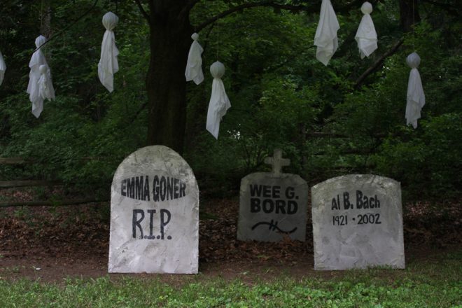 Use plywood covered in stucco to create faux tombstones to adorn your yard for the Halloween holiday.